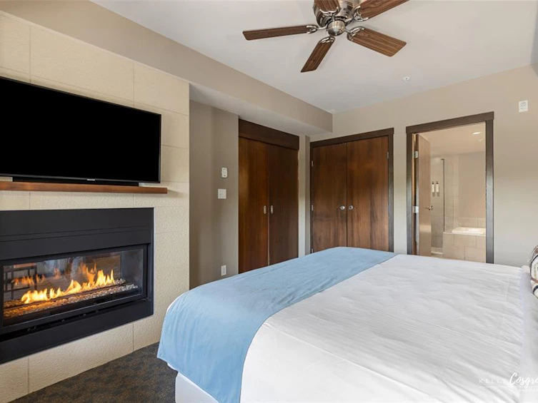206D-2020 London Lane, Whistler, BC, V8E 0B6 - 10