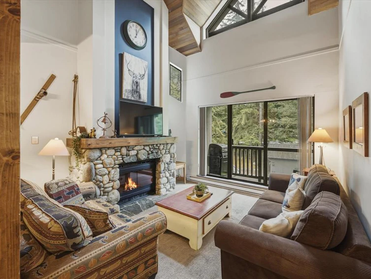 11-4510 Blackcomb Way, Whistler, BC, V8E 0X8