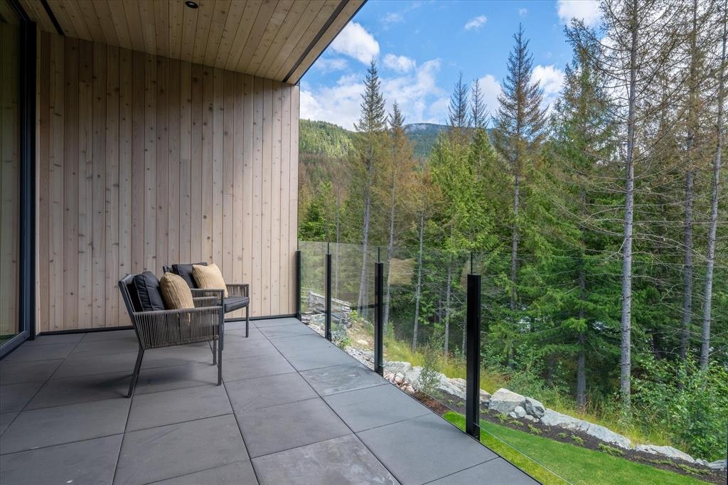 1702 River Run Place, Whistler, BC, V8E 1P4 - 10