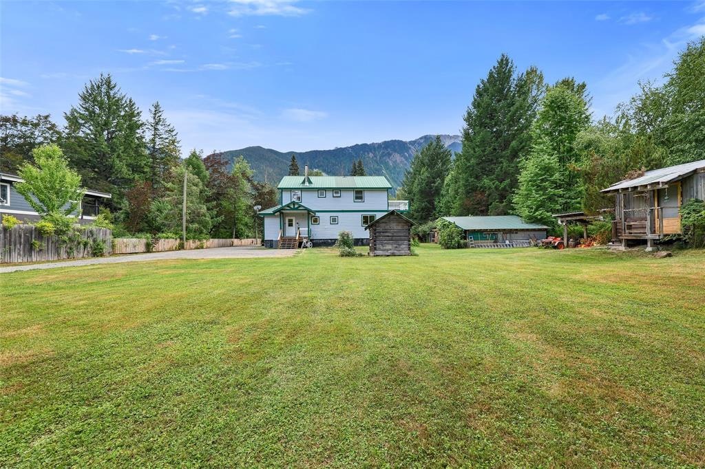 1985 Highway 99, Pemberton, BC, V0N 2K0 - 32