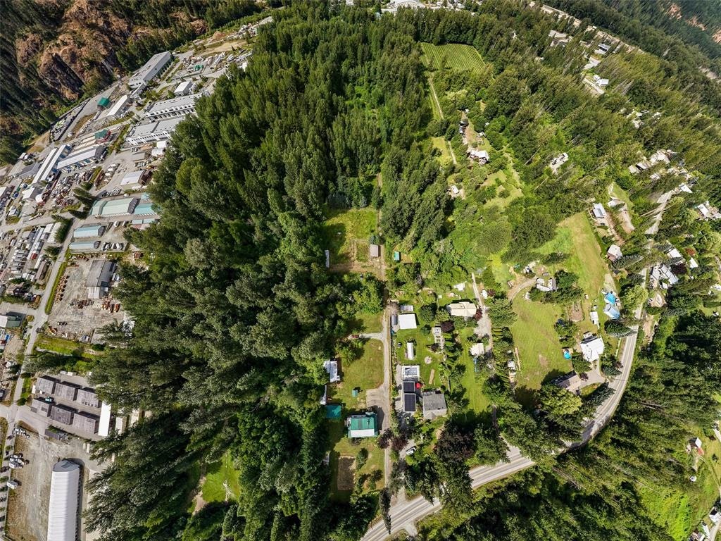 1985 Highway 99, Pemberton, BC, V0N 2K0 - 39