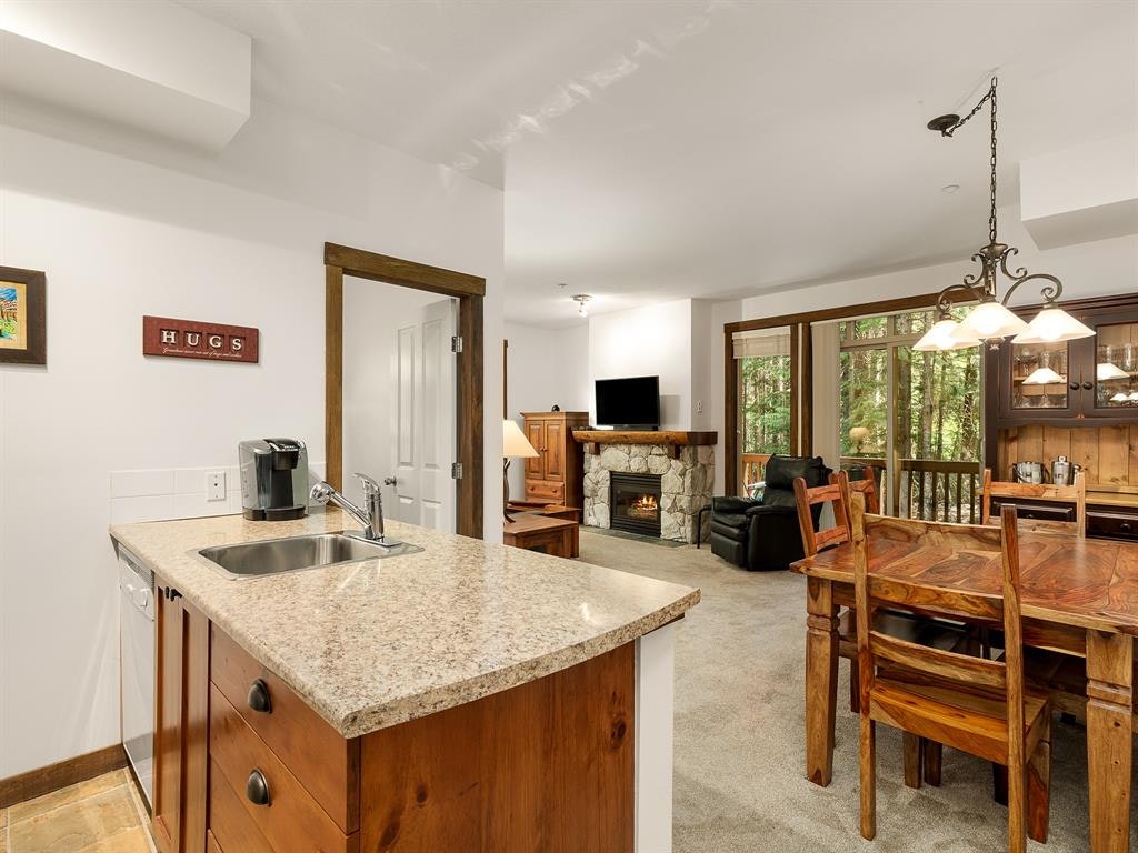 225-4660 Blackcomb Way, Whistler, BC, V0N 1B4 - 10