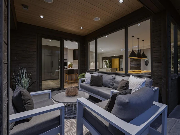 8206 Mountain View Drive, Whistler, BC, V8E 0G3 - 3