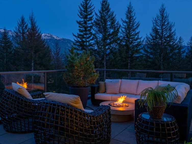 8206 Mountain View Drive, Whistler, BC, V8E 0G3 - 24