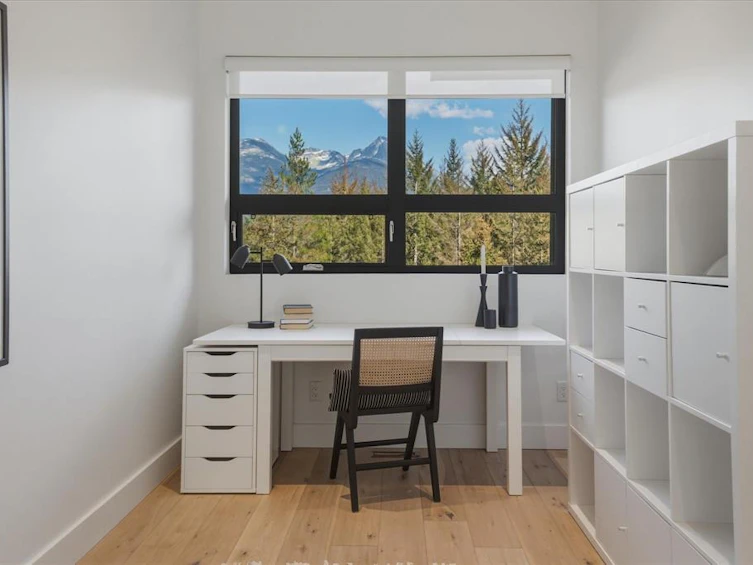 8206 Mountain View Drive, Whistler, BC, V8E 0G3 - 34