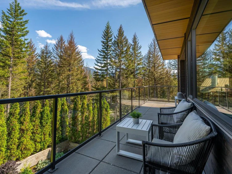 8206 Mountain View Drive, Whistler, BC, V8E 0G3 - 14