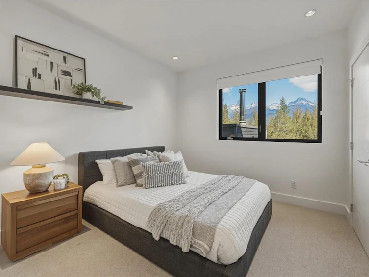 8206 Mountain View Drive, Whistler, BC, V8E 0G3 - 30