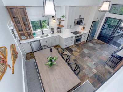 2212 Gondola Way - 2
