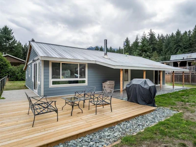 10008 Koocha Road - 2