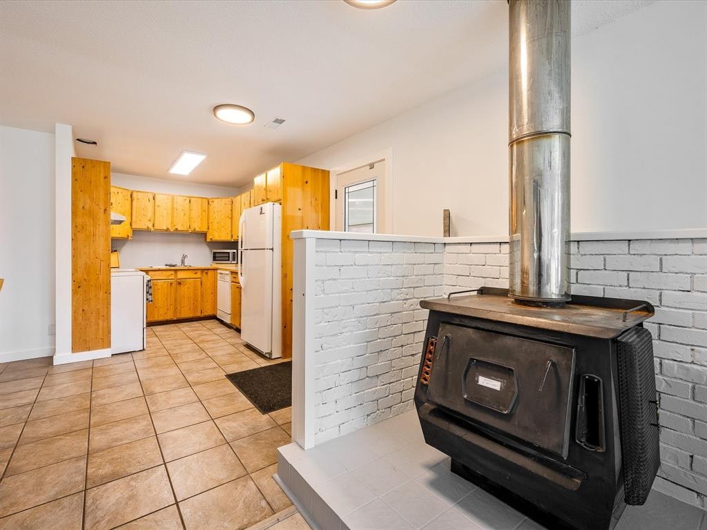 10008 Koocha Road, Whistler, BC, V0N 1L0 - 8