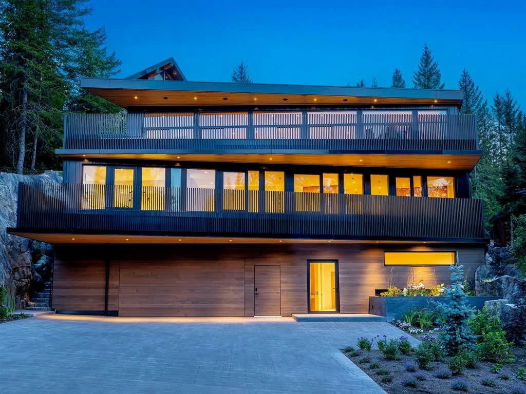 3452 Blueberry Drive, Whistler, BC, V8E 0B9