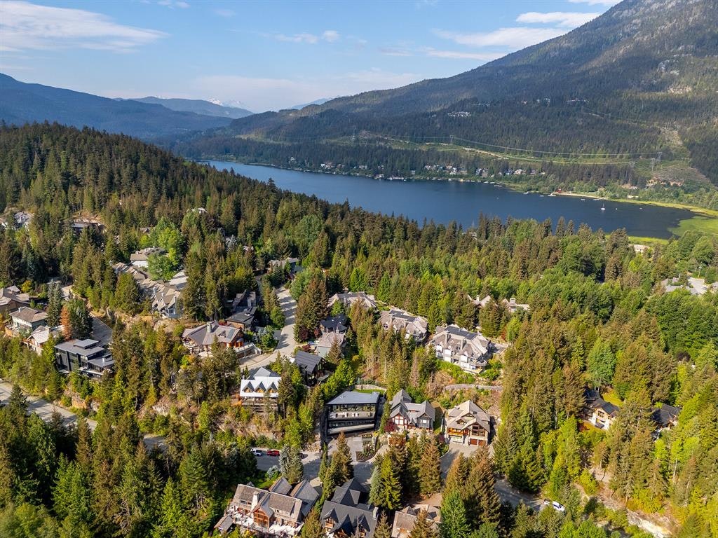 3452 Blueberry Drive, Whistler, BC, V8E 0B9 - 26