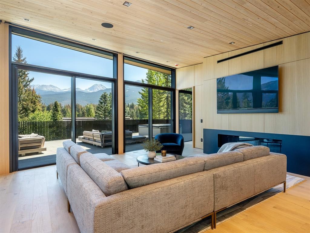 3452 Blueberry Drive - 5