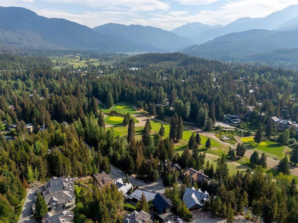3452 Blueberry Drive, Whistler, BC, V8E 0B9 - 27
