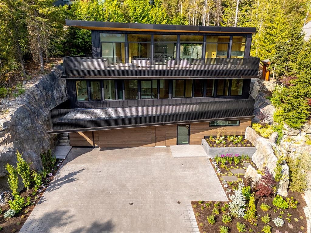 3452 Blueberry Drive, Whistler, BC, V8E 0B9