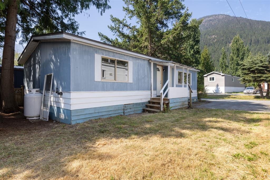 18-7370 Highway 99, Pemberton, BC, V0N 2L1 - 18