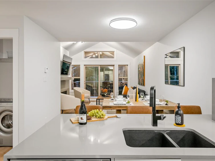21-4890 Painted Cliff Road, Whistler, BC, V8E 1C9 - 11