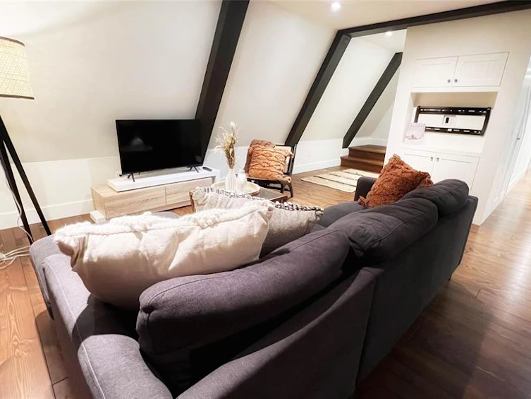 7102 Nesters Road, Whistler, BC, V8E 0E2 - 7