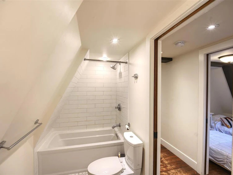 7102 Nesters Road, Whistler, BC, V8E 0E2 - 17
