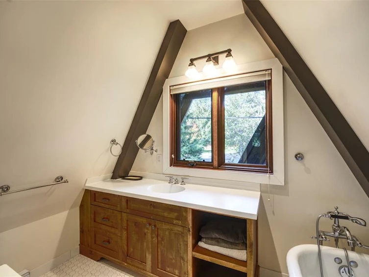 7102 Nesters Road, Whistler, BC, V8E 0E2 - 21