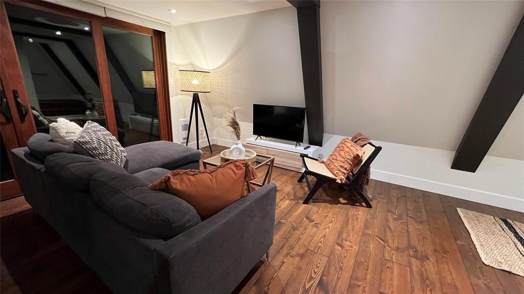 7102 Nesters Road, Whistler, BC, V8E 0E2 - 8