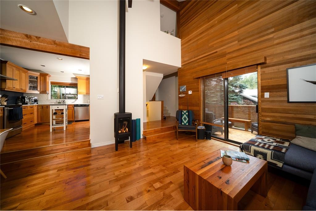 8133 Cedar Springs Road - 4