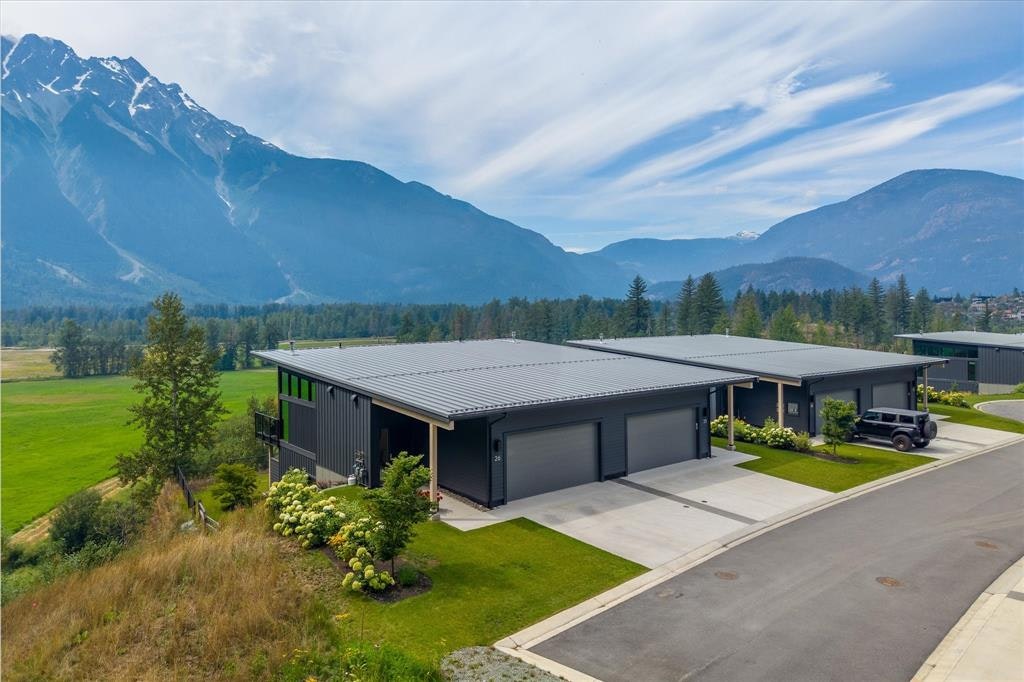 26-4000 Sunstone Way, Pemberton, BC, V0N 2L3 - 35