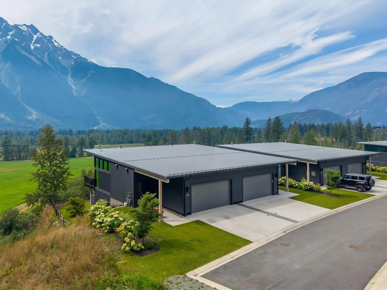 26-4000 Sunstone Way, Pemberton, BC, V0N 2L3 - 35