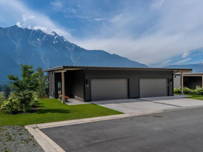 26-4000 Sunstone Way - 2