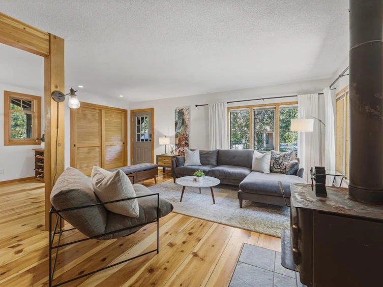 5 Garibaldi Drive, Whistler, BC, V8E 0A7 - 3