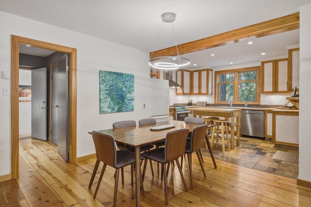 5 Garibaldi Drive, Whistler, BC, V8E 0A7 - 6