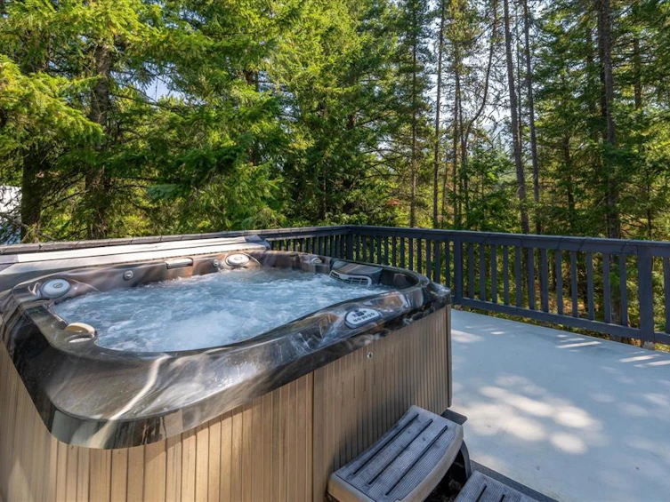 5 Garibaldi Drive, Whistler, BC, V8E 0A7 - 23
