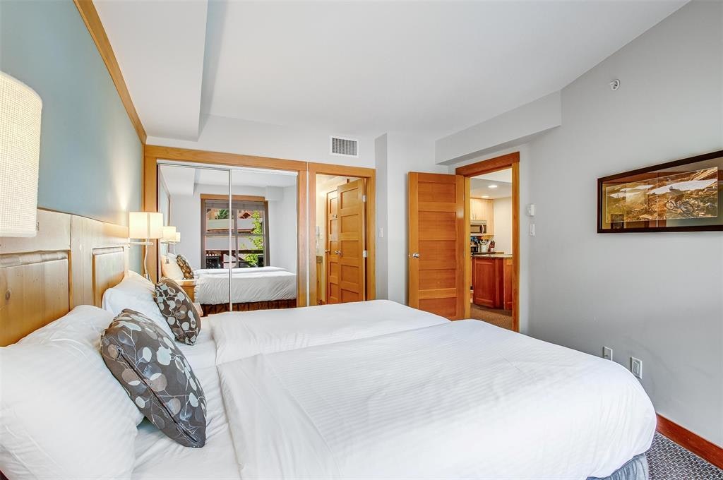 403D-2036 London Lane, Whistler, BC, V8E 0N7 - 20