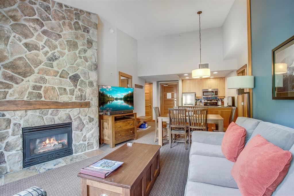 403D-2036 London Lane, Whistler, BC, V8E 0N7 - 8