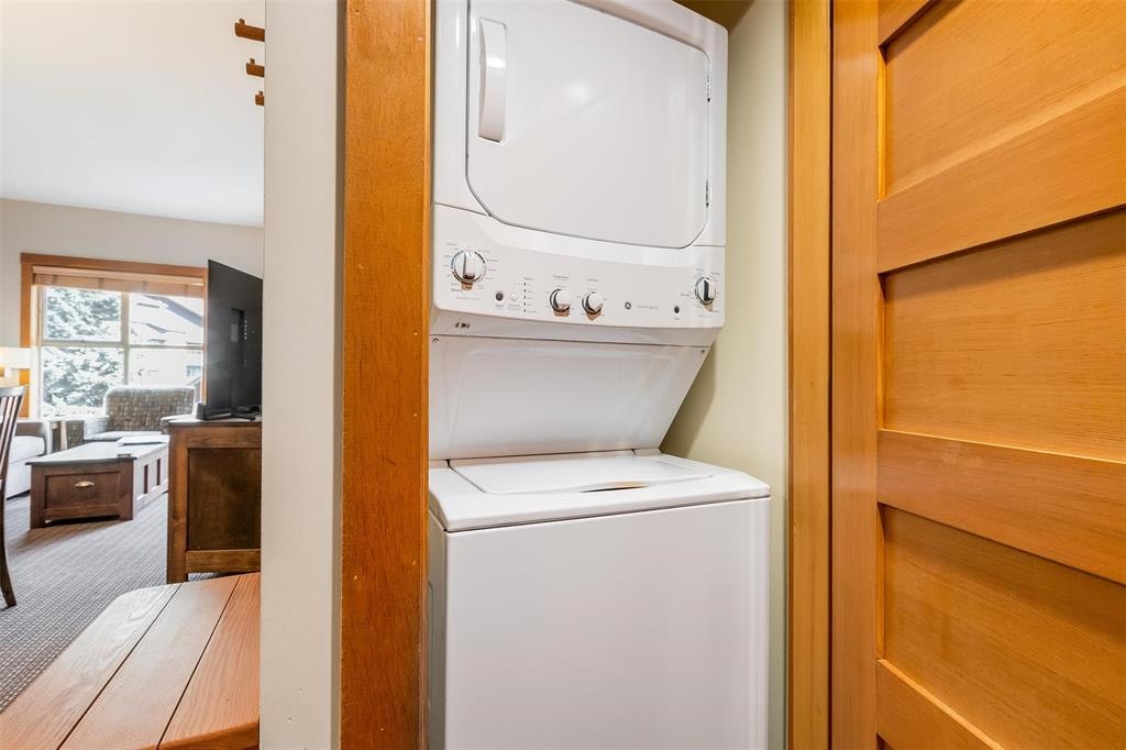 403D-2036 London Lane, Whistler, BC, V8E 0N7 - 23
