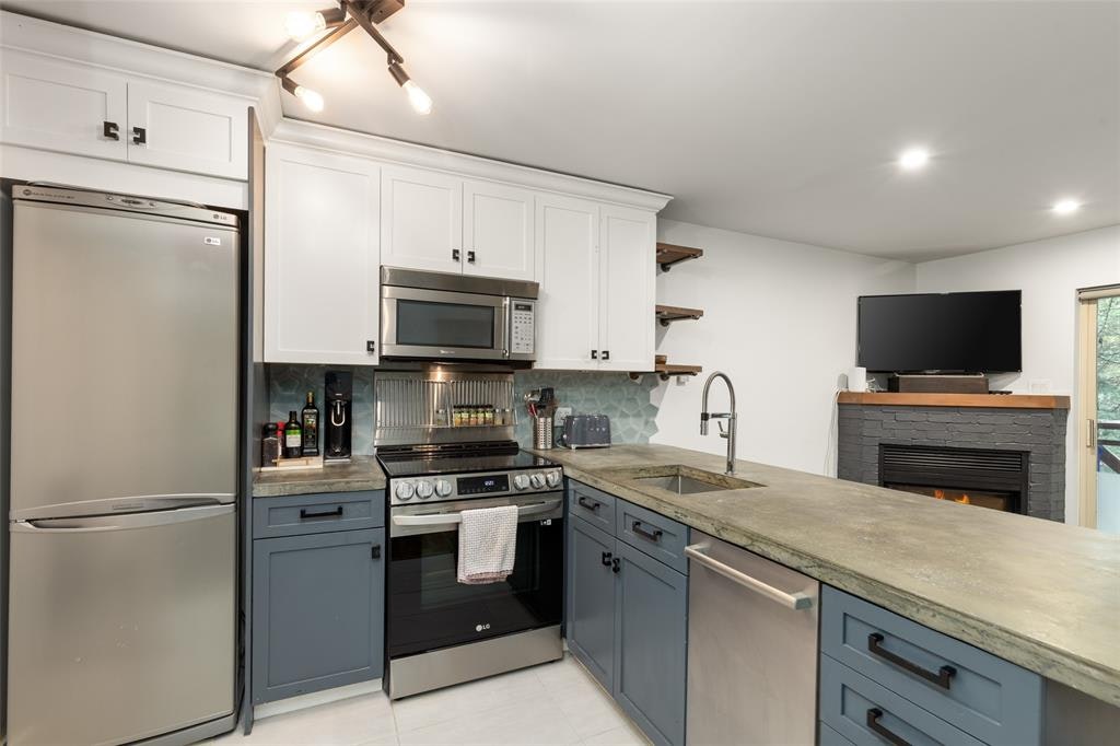 113-3070 Hillcrest Drive, Whistler, BC, V8E 0V1 - 6