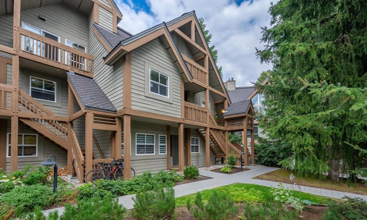 28-4628 Blackcomb Way