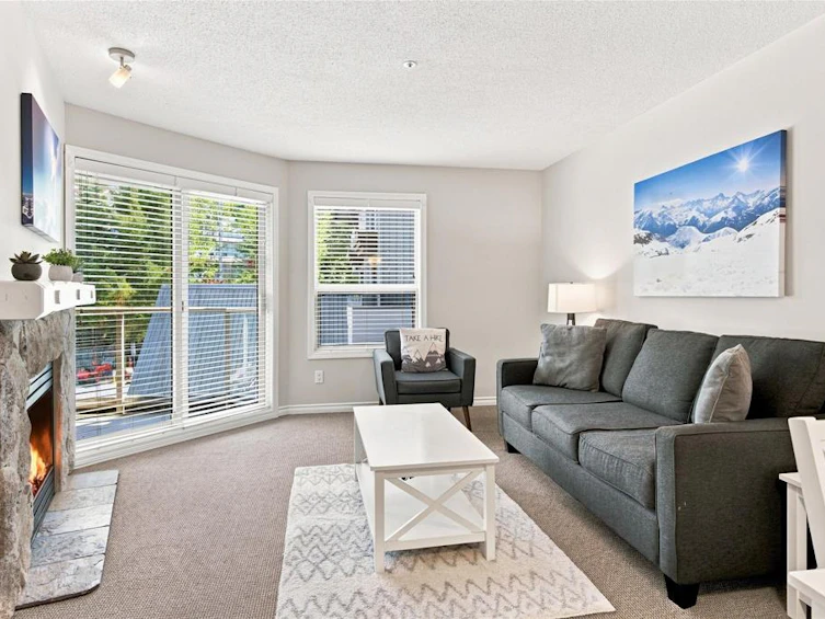 338-4800 Spearhead Drive, Whistler, BC, V8E 1G1 - 3