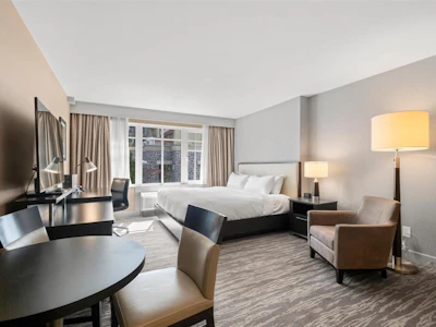 466/468-4050 Whistler Way - 2