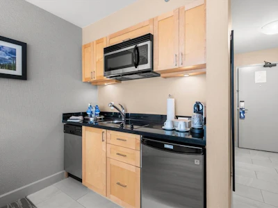 466/468-4050 Whistler Way - 5