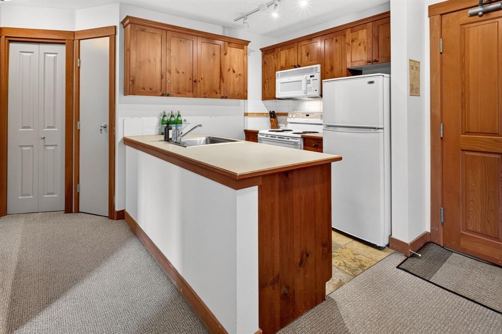 409-4660 Blackcomb Way, Whistler, BC, V8E 0Y8 - 7