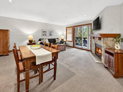 409-4660 Blackcomb Way - 3
