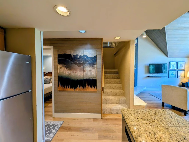 903-4293 Mountain Square, Whistler, BC, V8E 1B8 - 6