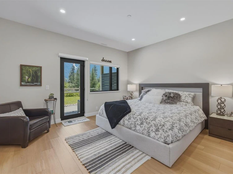 16-4000 Sunstone Way, Pemberton, BC, V0N 2L3 - 16