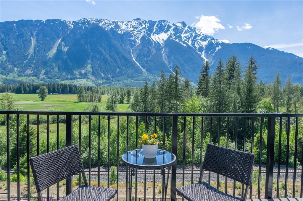 16-4000 Sunstone Way, Pemberton, BC, V0N 2L3 - 6