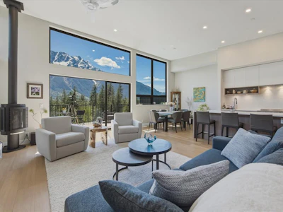 16-4000 Sunstone Way - 2
