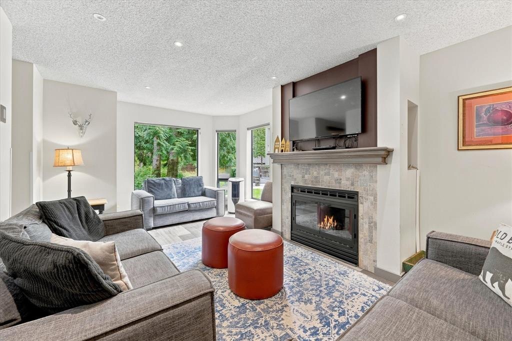 17-4510 Blackcomb Way - 2
