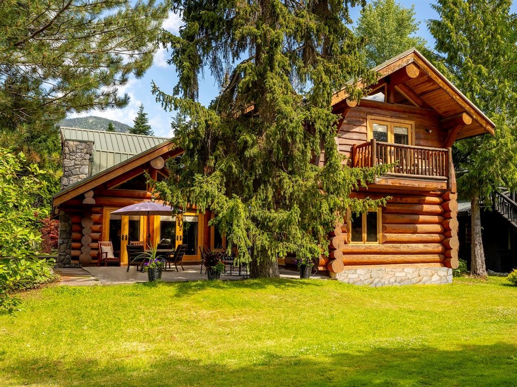 8164 Muirfield Crescent, Whistler, BC, V8E 1J7