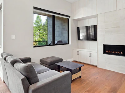 21-1350 Cloudburst Drive - 5