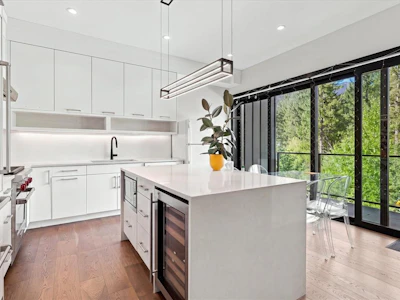21-1350 Cloudburst Drive - 2